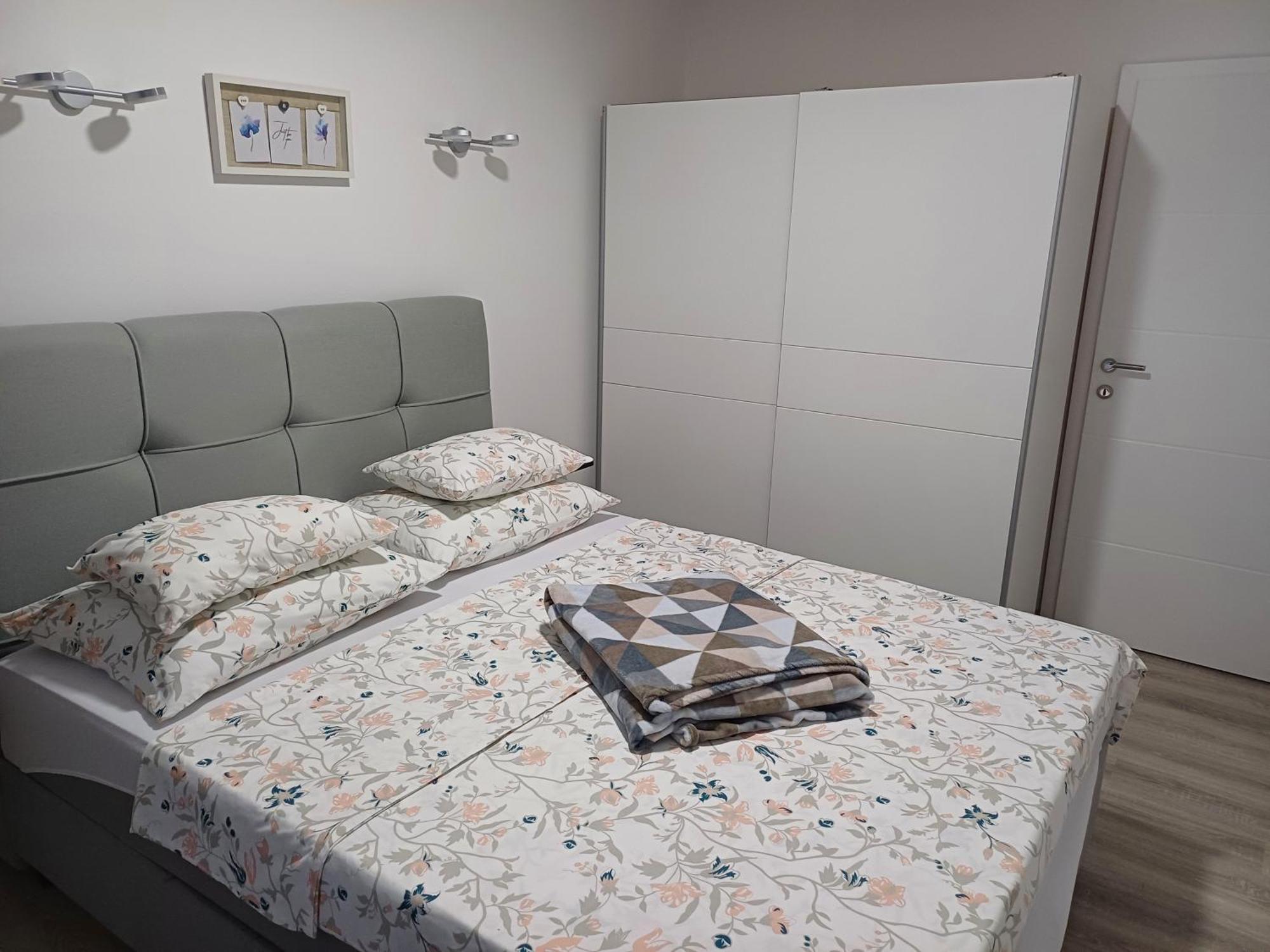 Apartmani Bulajic Krk Town Exteriér fotografie